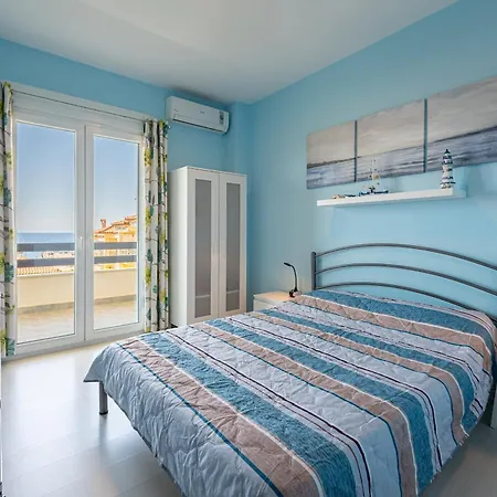 Jordan's Seaview Apartament