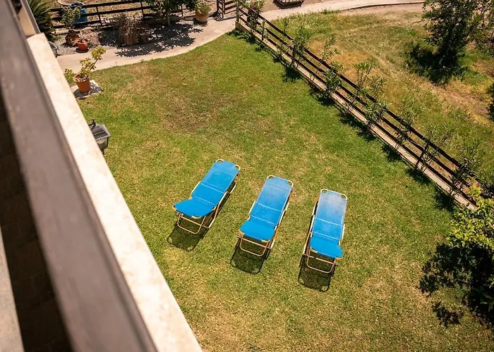 Jordan's Seaview Apartmán *